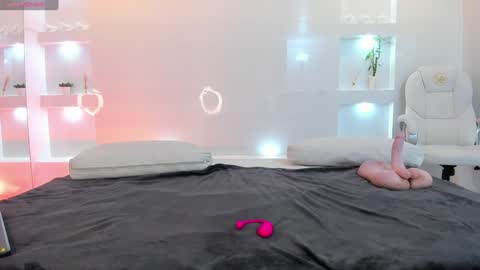 Martina  online show from 12/24/24, 02:12