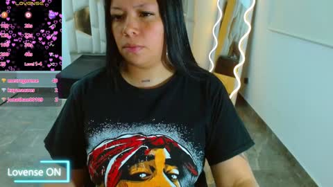 Snapshot of martina_tay chatting on 01/22/25, 09:46 Hey im martina online show from 01/22/25, 09:46