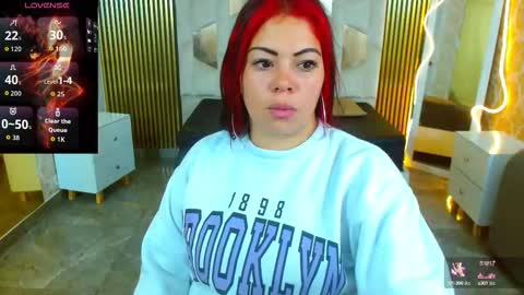 Snapshot of martina_tay chatting on 09/15/25, 03:17 Hey im martina online show from 09/15/25, 03:17