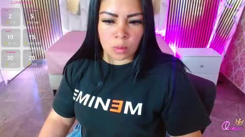Snapshot of martina_tay chatting on 05/22/26, 03:02 Hey im martina online show from 05/22/26, 03:02
