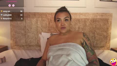 Snapshot of martina_vega__ chatting on 12/31/24, 09:42 NATALIA ON A TRAVEL FROM DECEMBER 6TH TO THE 9TH ENJOY ME BEFORE I LEAVE online show from 12/31/24, 09:42