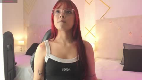 Martina  online show from 12/15/25, 08:02