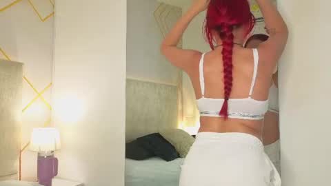 Snapshot of martinaa_garcia chatting on 07/10/26, 08:11 Martina online show from 07/10/26, 08:11