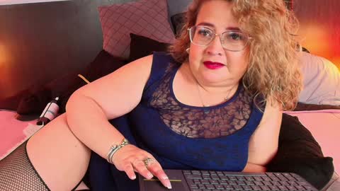 Martina Caicedo online show from 02/02/25, 04:54