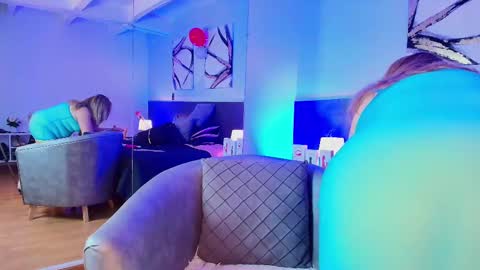 Martina Caicedo online show from 03/09/25, 09:02