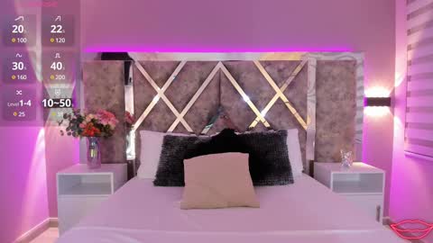 Snapshot of martinagarcia__ chatting on 03/07/25, 07:05 Martina Garcia online show from 03/07/25, 07:05