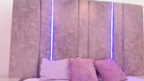 Snapshot of martinagarcia__ chatting on 03/09/25, 07:15 Martina Garcia online show from 03/09/25, 07:15
