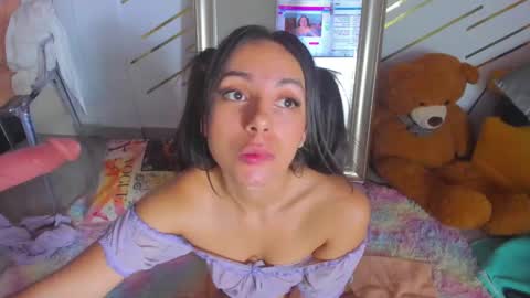 Snapshot of martinarossi chatting on 01/30/25, 12:50 ...  ... online show from 01/30/25, 12:50