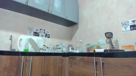 Snapshot of martinarossi chatting on 02/12/25, 10:26 ...  ... online show from 02/12/25, 10:26