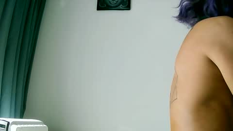 Snapshot of martinas_fantasies chatting on 02/22/26, 01:09 Play with me I obey I promise online show from 02/22/26, 01:09