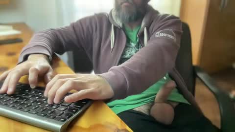 Snapshot of martincito22xl chatting on 09/09/25, 12:05 Martincito online show from 09/09/25, 12:05