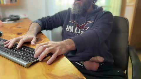 Snapshot of martincito22xl chatting on 11/06/25, 01:12 Martincito online show from 11/06/25, 01:12