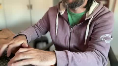 Snapshot of martincito22xl chatting on 03/26/26, 10:43 Martincito online show from 03/26/26, 10:43