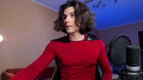 Snapshot of martinlutar420 chatting on 12/22/25, 08:11 Daddy Marty online show from 12/22/25, 08:11