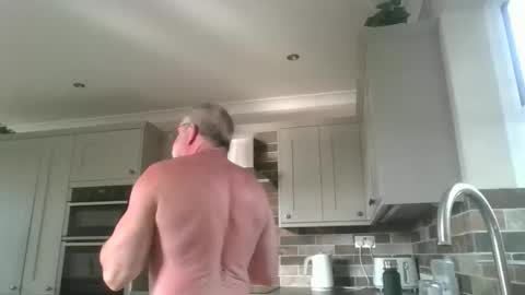 martinrgbxxxx online show from 05/27/26, 07:05