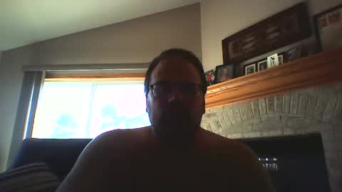 Snapshot of martiny1979 chatting on 06/07/26, 02:43 iamme1979 online show from 06/07/26, 02:43