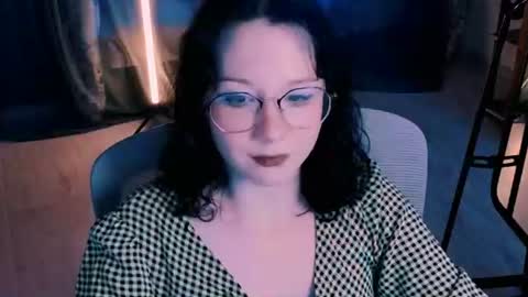 Snapshot of marty_bree chatting on 07/06/26, 05:37 Nancy online show from 07/06/26, 05:37