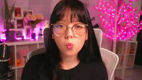 INSTAGRAM Maruchan  02 online show from 11/19/25, 02:11