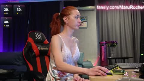 Snapshot of maruroche chatting on 12/25/24, 09:56 Maru Roche online show from 12/25/24, 09:56