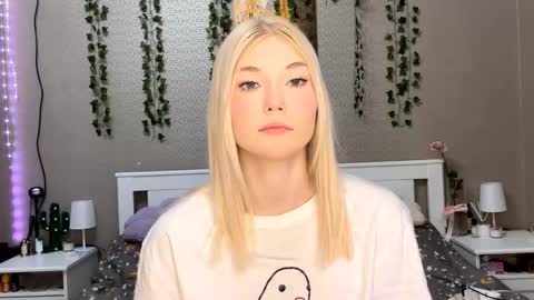 Lisa online show from 01/07/26, 09:01