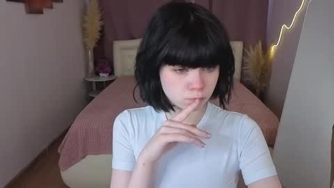 Mary online show from 06/07/26, 01:15