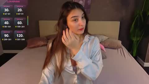 Snapshot of mary_butler chatting on 12/18/25, 09:26 Carrie online show from 12/18/25, 09:26