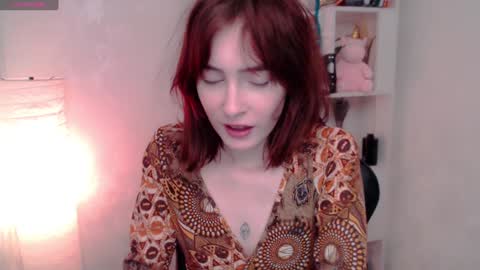 Snapshot of mary_cuddle chatting on 01/18/25, 02:14 Marry online show from 01/18/25, 02:14