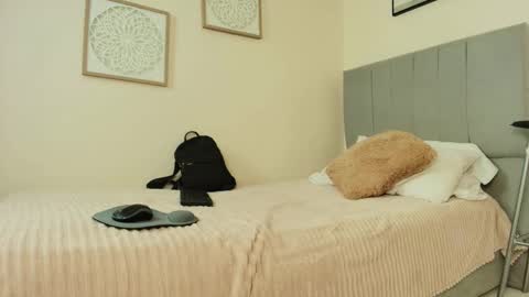 mary_cute9 online show from 02/08/26, 12:08