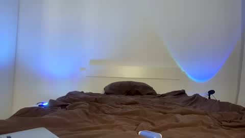 Snapshot of mary_geyson1 chatting on 12/23/24, 01:18 Mary online show from 12/23/24, 01:18