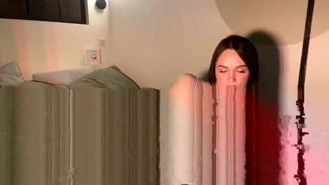 Snapshot of mary_geyson1 chatting on 11/26/25, 07:37 Mary online show from 11/26/25, 07:37