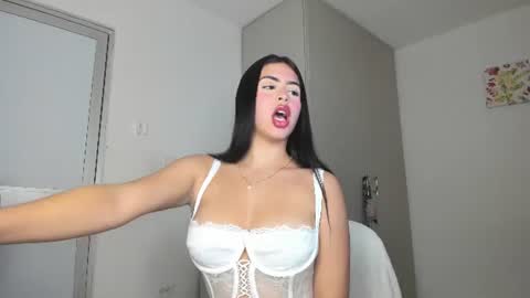 Snapshot of mary_iveet chatting on 07/29/26, 08:29 MARY model independient online show from 07/29/26, 08:29