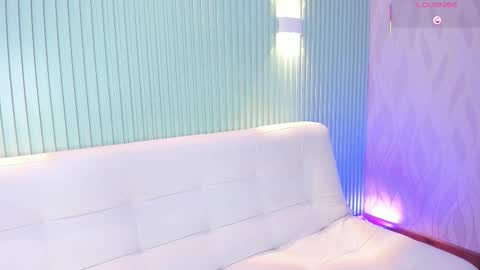 Snapshot of mary_jan3_x chatting on 11/06/25, 02:34 mary jane and josue online show from 11/06/25, 02:34