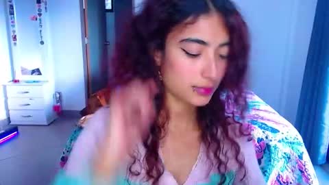 mary online show from 10/14/25, 10:43