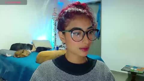 mary online show from 12/22/25, 11:46