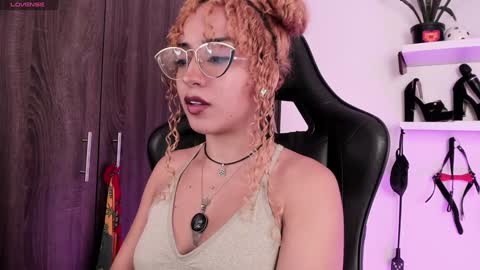 Snapshot of mary_jane_lovers chatting on 01/14/25, 11:37 Mary Jane online show from 01/14/25, 11:37