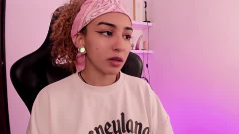 Snapshot of mary_jane_lovers chatting on 01/18/25, 05:59 Mary Jane online show from 01/18/25, 05:59