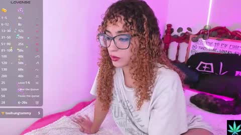 Snapshot of mary_jane_lovers chatting on 11/10/25, 09:03 Mary Jane online show from 11/10/25, 09:03