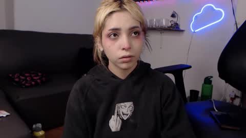                      100   online show from 03/06/25, 05:03