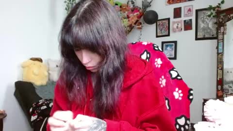 Snapshot of mary_janness chatting on 04/25/26, 01:41 100 online show from 04/25/26, 01:41