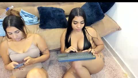 Snapshot of mary_jell81 chatting on 10/27/25, 01:09 mary j online show from 10/27/25, 01:09