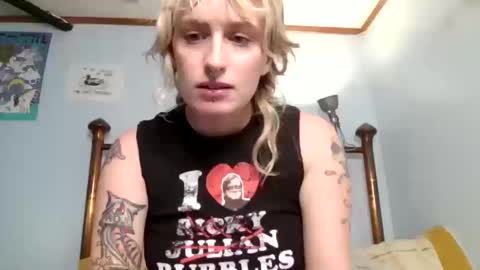 mary_lamb1212 online show from 10/09/25, 11:03