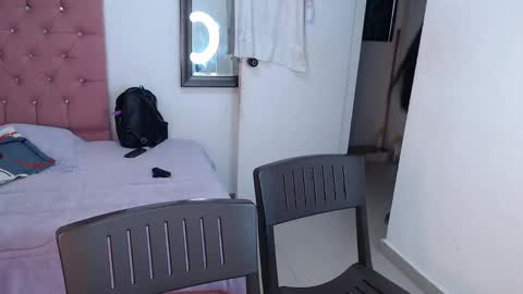 Hi guys im Mary  online show from 03/09/25, 12:09