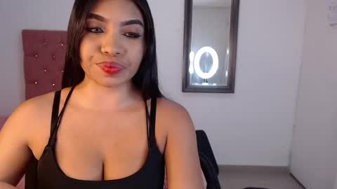 Hi guys im Mary  online show from 03/11/25, 12:17