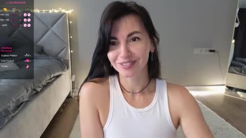 Maria online show from 09/30/25, 07:13