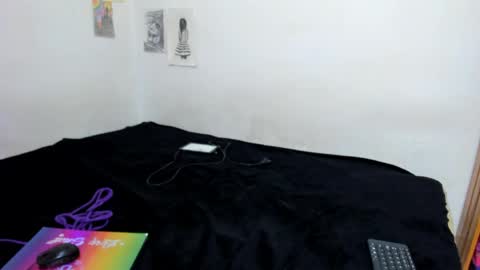 mary_magic online show from 04/17/26, 12:35