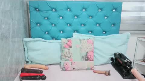  Mary Moon  online show from 02/08/25, 02:05