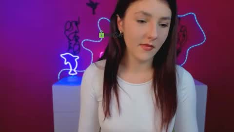 Snapshot of mary_skiny chatting on 04/12/26, 05:23 mary skiny online show from 04/12/26, 05:23