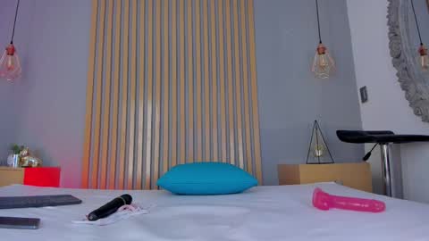 Snapshot of mary_suarez chatting on 02/14/25, 09:56 Maria online show from 02/14/25, 09:56