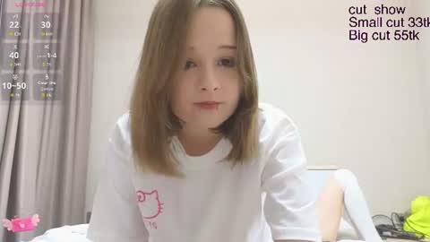 Snapshot of mary_u chatting on 07/23/26, 06:33 Ur Mary online show from 07/23/26, 06:33