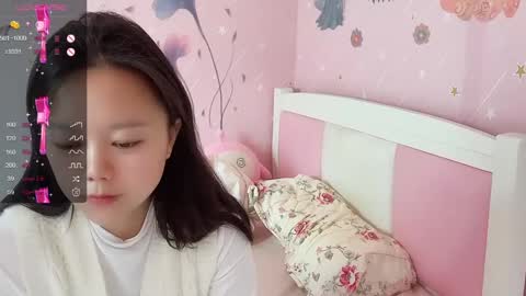 mary_uu online show from 01/06/25, 02:37